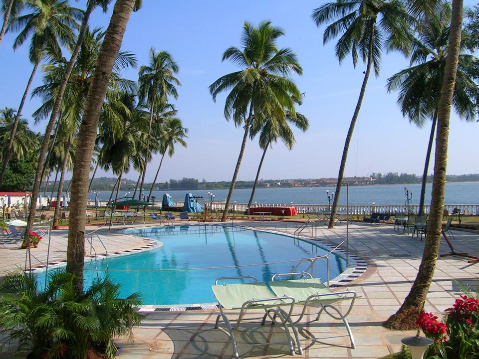 Hotel Dolphin Bay Goa